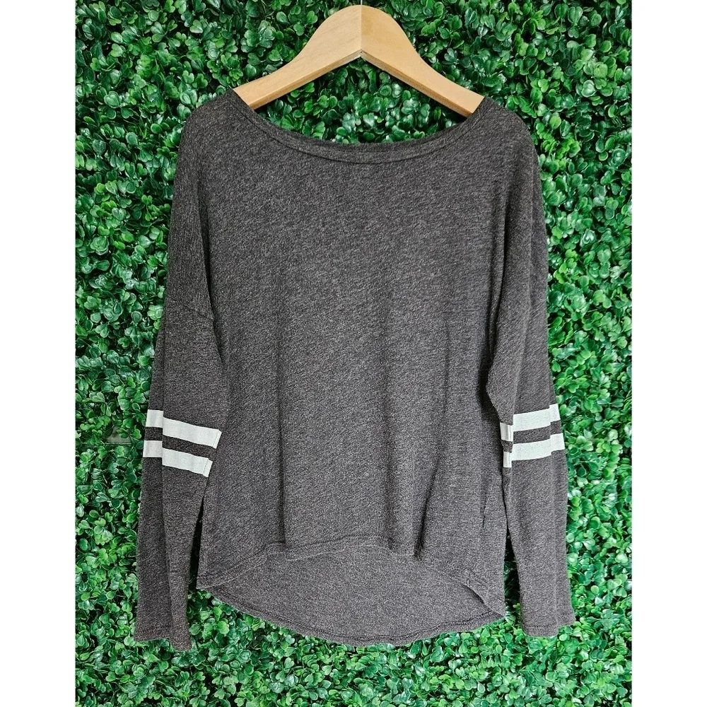 FREE WHEN ADDED TO BUNDLE Navy Girls 3/4 quarter sleeve top